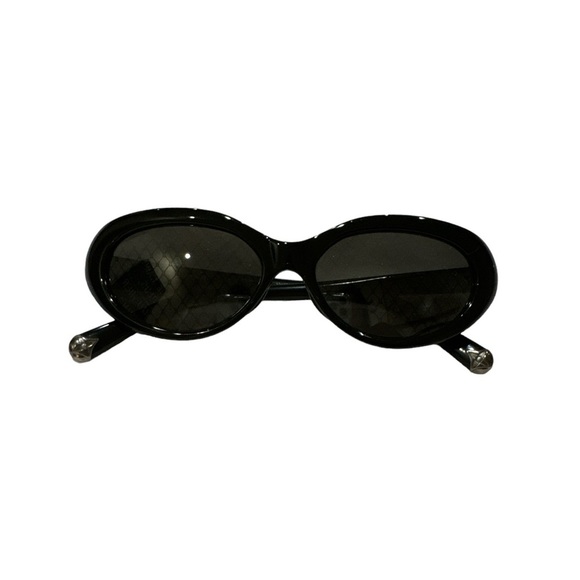 Louis Vuitton Anita Sunglasses - Picture 10 of 14